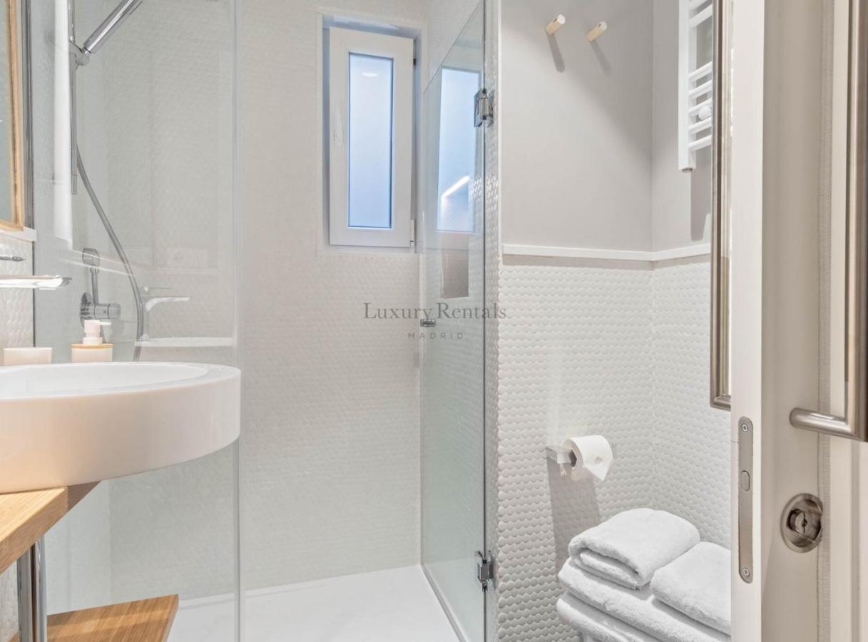 2 Bedrooms City Center Pizzaro I มาดริด ภายนอก รูปภาพ